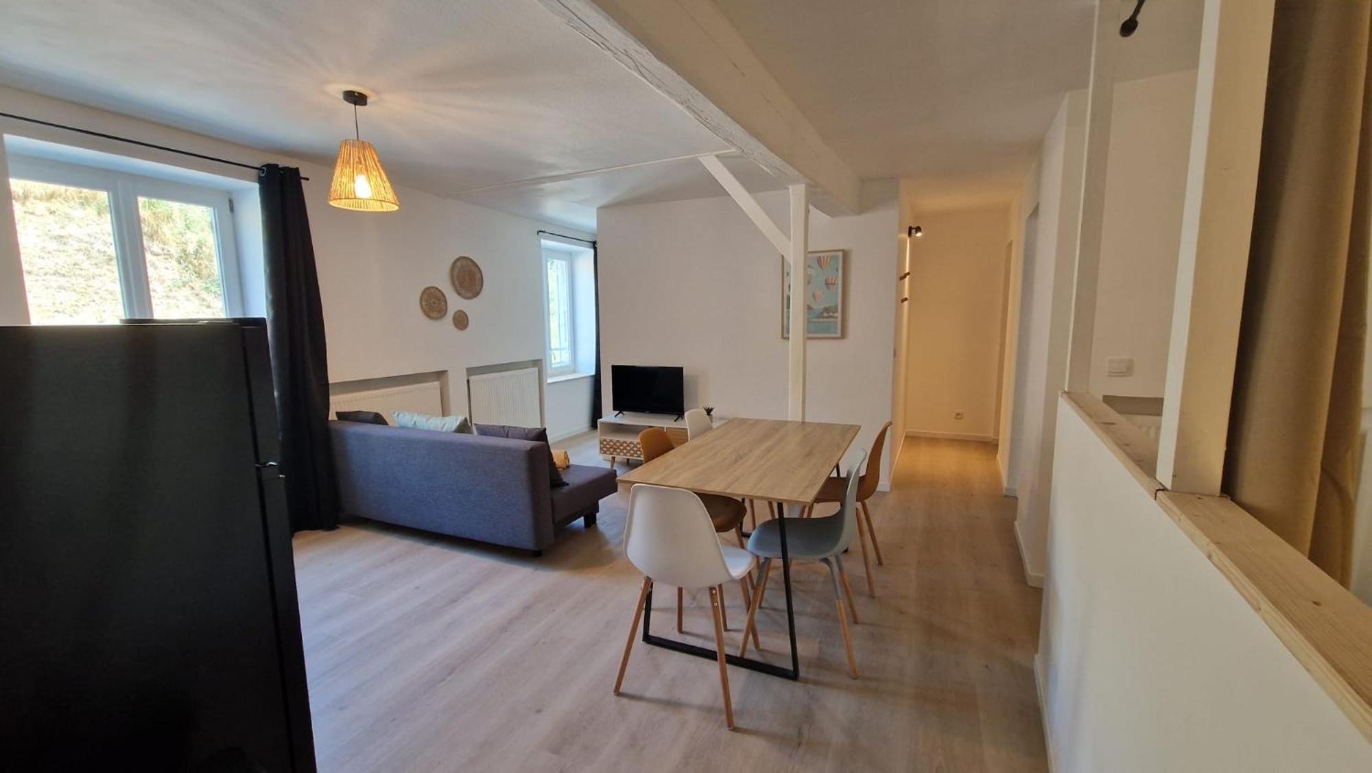 Apartamento Le Bourg Lagnieu Exterior foto