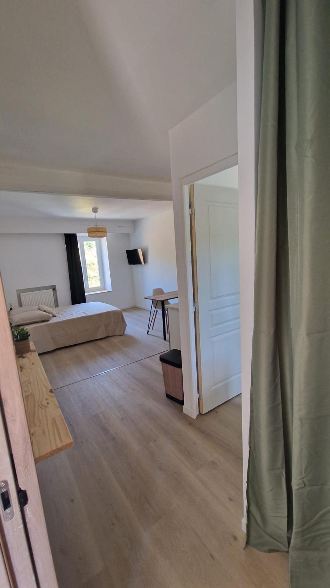 Apartamento Le Bourg Lagnieu Exterior foto